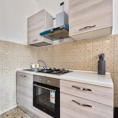 Cozy Best Apartment In City With Free Parking Marghera Esterno foto