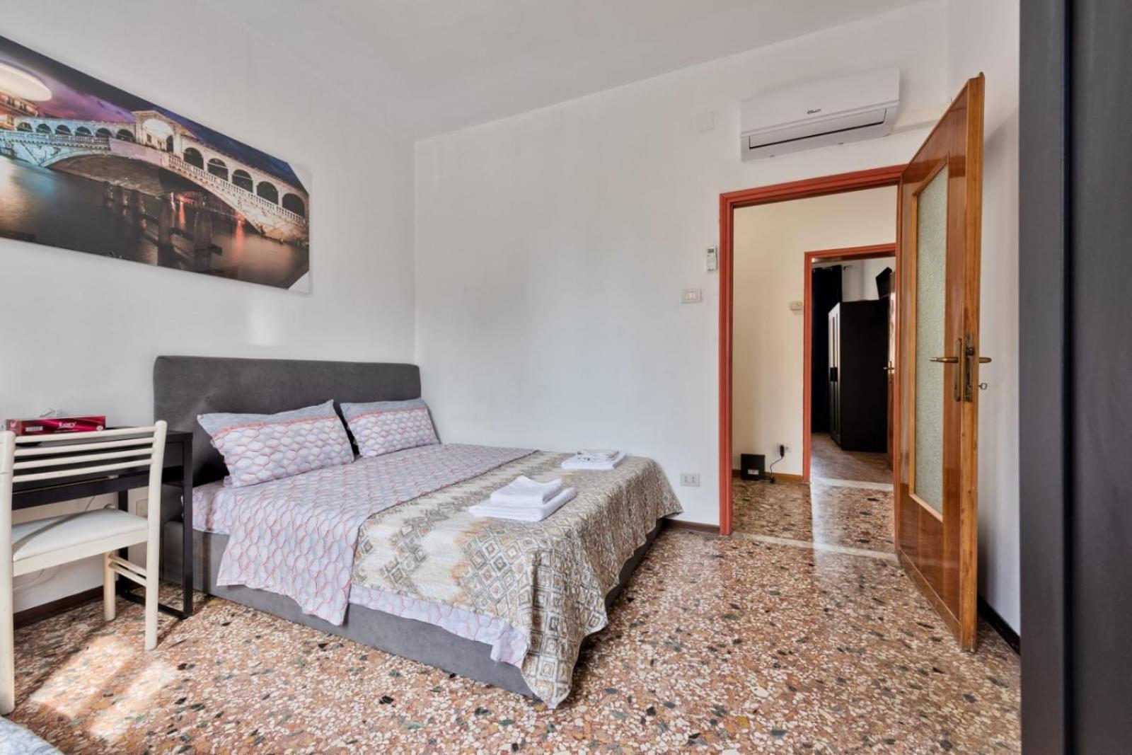 Cozy Best Apartment In City With Free Parking Marghera Esterno foto